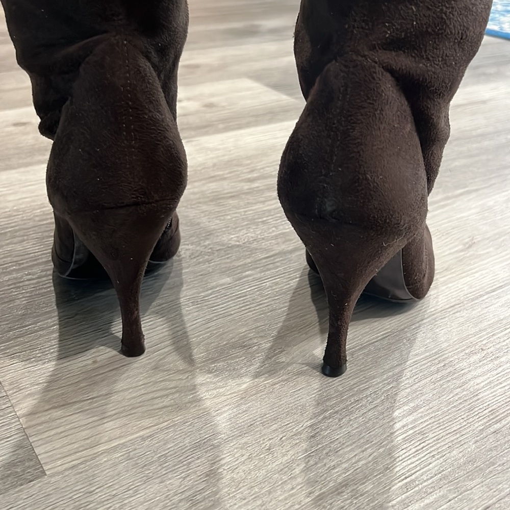 BCBGirls faux suede boots, EUC - Picture 8 of 9